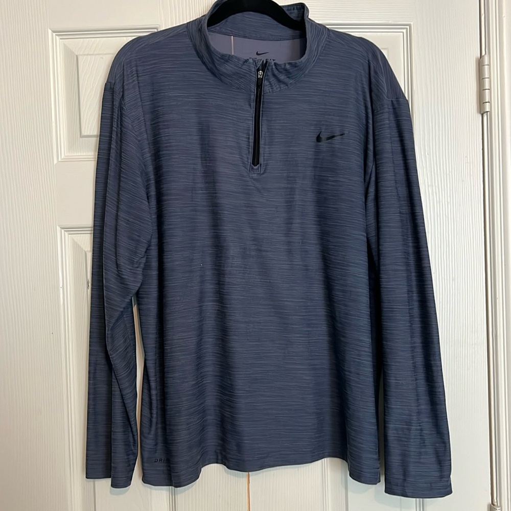 Nike dri-fit long sleeve quarter zip XL